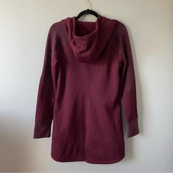 The North Face women's Recover Up Quilted Jacket Maroon long size M - Picture 11 of 16
